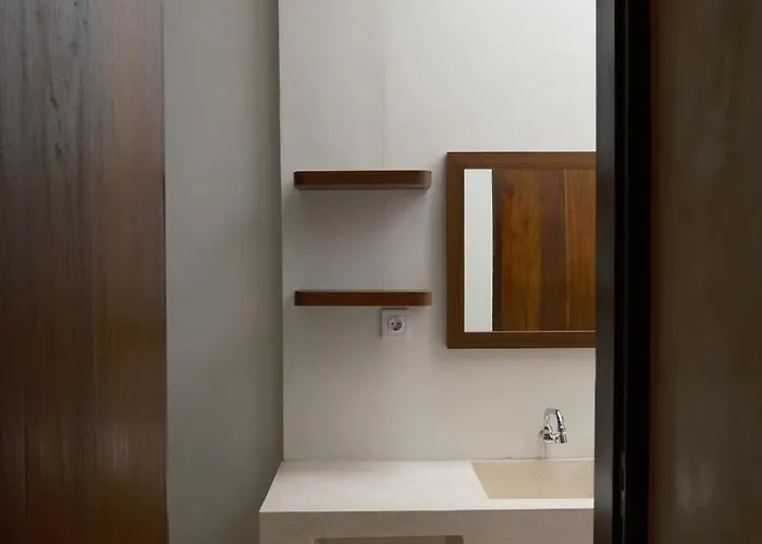 Avaya Boutique By Ayodya Hostel *